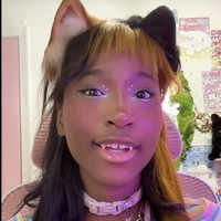 Meski gaya hidupnya menuai pro dan kontra, Milk mengaku tidak menyesali keputusannya. “Sejak awal saya jatuh cinta dengan gaya hidup ini, dan saya merasa ini benar-benar cocok untuk saya,” akunya.  Foto: dok. TikTok @milkluv_3