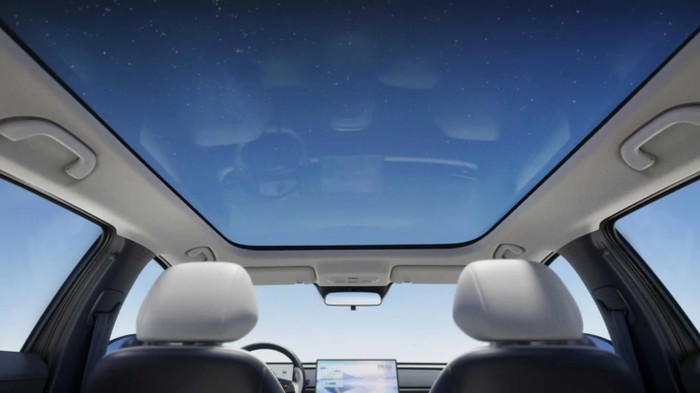 Mobil listrik Arcfox T1.