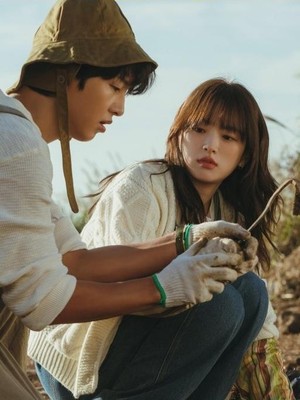 Spoiler Drakor My Youth Malam Ini: Song Joong Ki CLBK!