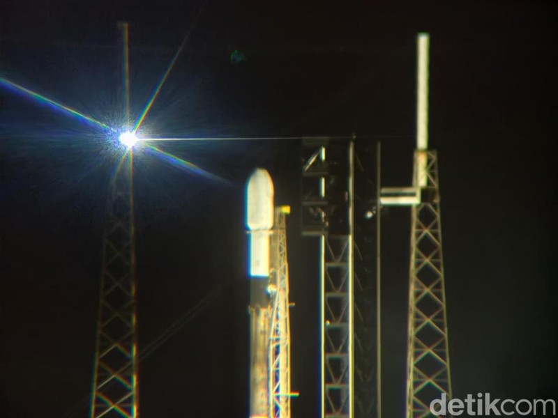 Persiapan Peluncuran Satelit Nusantara Lima Percobaan Ketiga di Cape Canaveral, Florida, AS