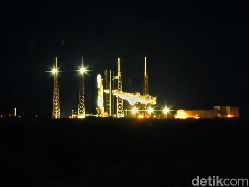 Persiapan Peluncuran Satelit Nusantara Lima Percobaan Ketiga di Cape Canaveral, Florida, AS