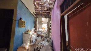 Penampakan Rumah di Tangsel yang Rusak Akibat Ledakan