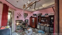 Ledakan yang terjadi di Pondok Cabe Ilir, Pamulang, Tangerang Selatan, menghancurkan 8 rumah warga. (Taufiq Syarifudin/detikcom)