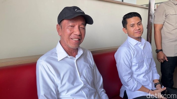 Presiden ke-7, Joko Widodo (Jokowi) ditemui di salah satu rumah makan di Sumber, Banjarsari, Solo, Jumat (12/9/2025)