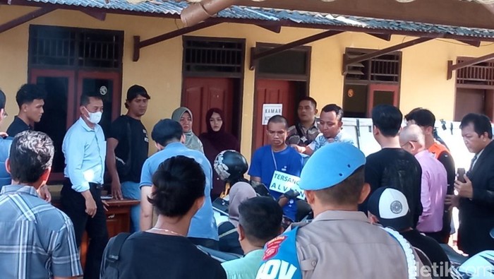 Rekonstruksi kasus pembunuhan Putri Apriani di Indramayu