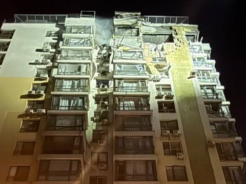 Rumah milik pesepak bola asal Ukraina, Georgiy Sudakov, hancur dihantam rudal Rusia.