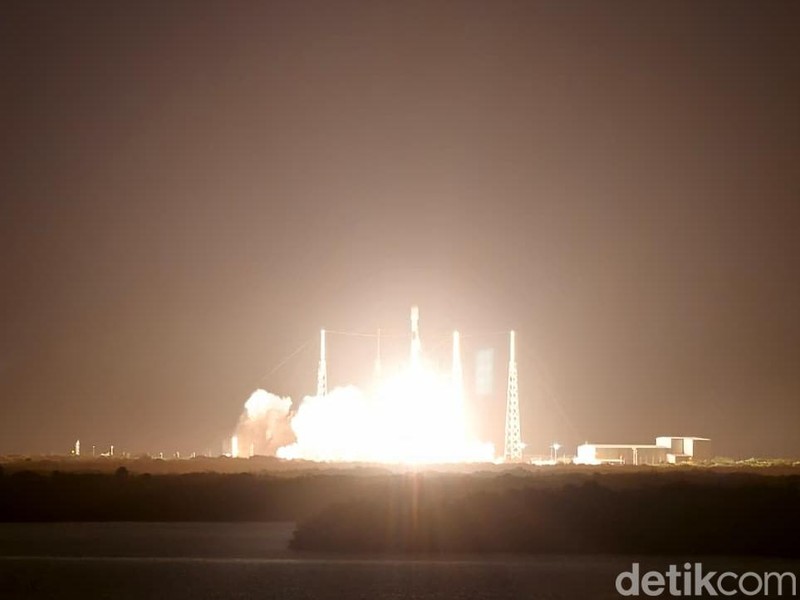 Satelit Nusantara Lima sukses meluncur, Jumat 12 September 2025 dari Cape Canaveral, Florida, AS