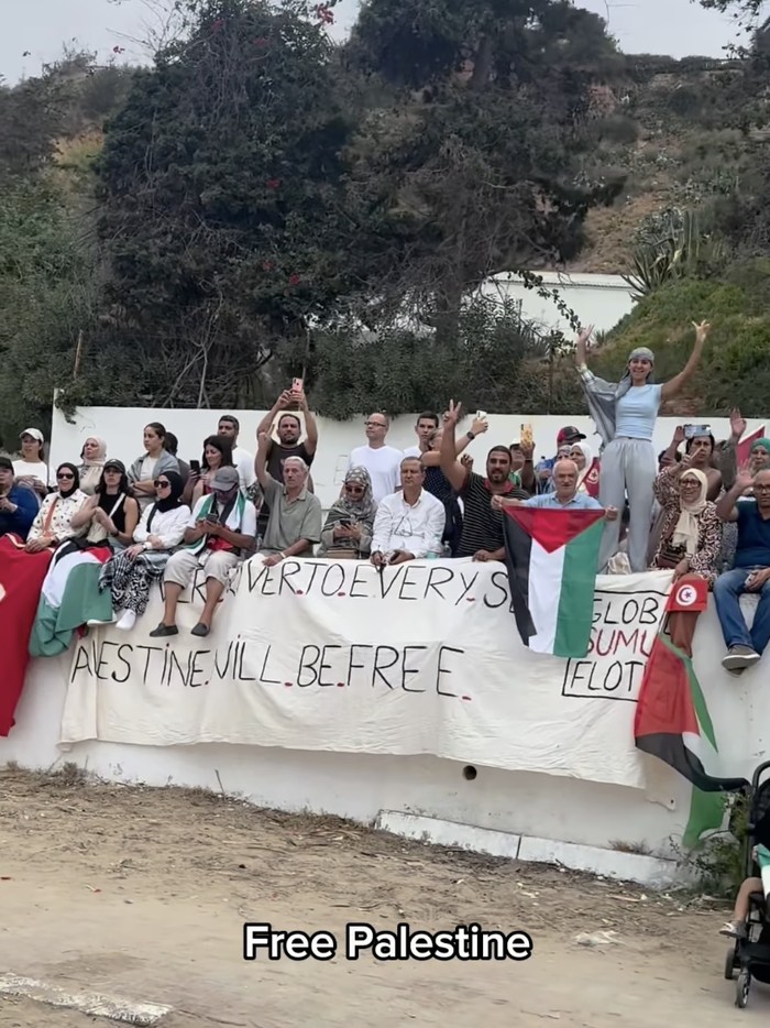 Wanda Hamidah dan Chiki Fawzi ikut Global Sumud Flotilla untuk berlayar dari Tunisia ke Gaza.