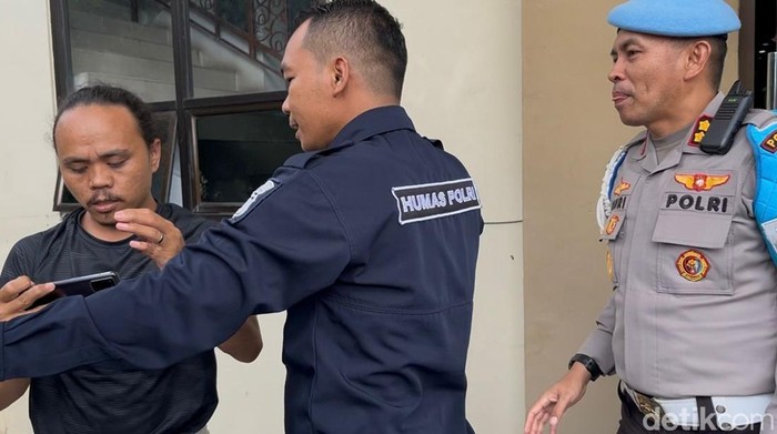 Wartawan dihalangi saat melakukan doorstop Wakil Ketua Komisi III dan Kapolda Jambi