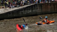 Acara menampilkan pengenalan olahraga air seperti kayak, kano, dan perahu dayung. Mayoritas peserta adalah anggota Sispala yang antusias mencoba pengalaman baru.