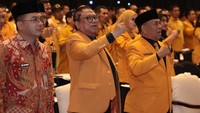 OSO meminta kader Hanura Jatim bekerja keras mempersiapkan mesin partai untuk Pemilu 2029 terlebih untuk memperkuat kader di akar rumput. 