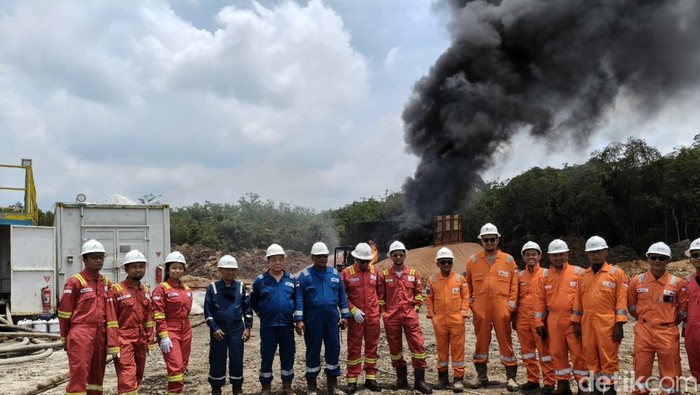 Penemuan cadangan minyak dan gas bumi di Muara Enim