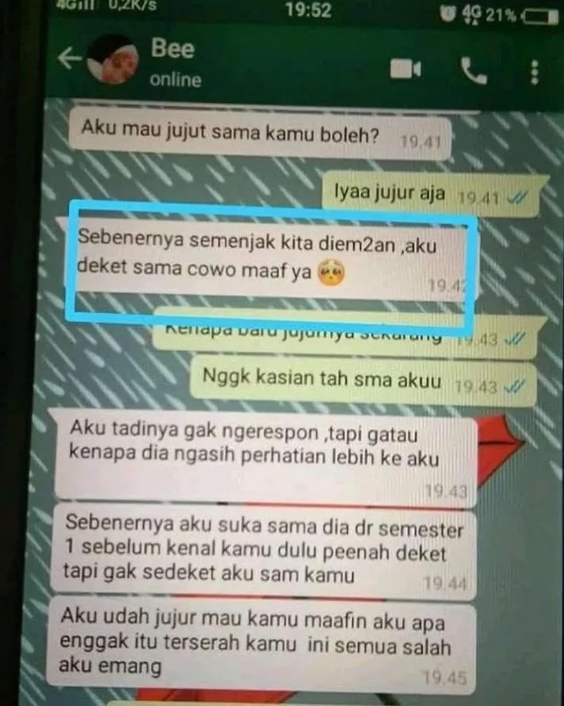 Putus cinta memang menyakitkan. Contohnya kayak kumpulan chat berikut ini. Ada yang pacarannya cuma lima detik terus langsung putus.