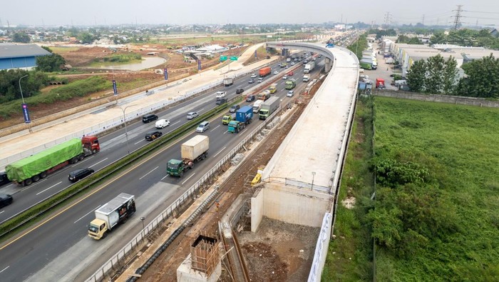 Exit tol Bitung Km 25/Paramount