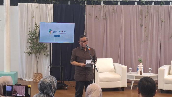 Gubernur DKI Jakarta Pramono Anung dalam Happy Hope pre-School di Pasar Minggu, Jakarta Selatan, Sabtu (13/9/2025).
