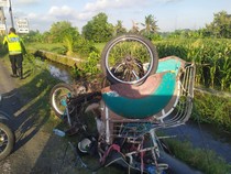 Laka Maut Mobil Tabrak Bentor di Jalan Parangtritis Bantul