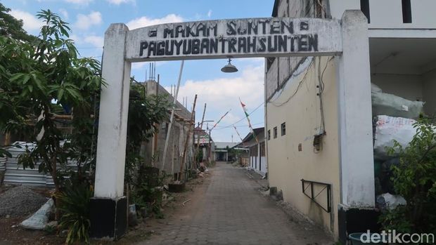 Makam Arya Daru Pangayunan di tempat pemakaman Sunten, Banguntapan, Bantul, Sabtu (13/9/2025).