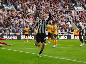 Newcastle United Vs Wolves: Pengganti Isak Menangkan The Magpies
