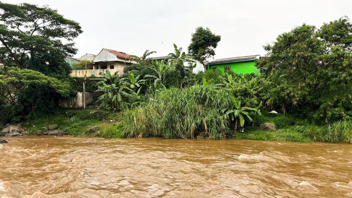 Pemkot Bogor akan membangun jembatan penghubung Kelurahan Paledang, Kecamatan Bogor Tengah, dengan kelurahan Pasir Jaya, Kecamatan Bogor Barat.