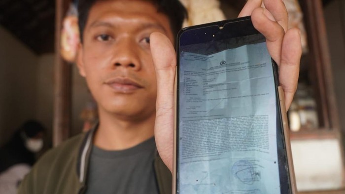 Hidayat,, korban penipuan pencari kerja di Mojokerto