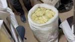 9 Jam di Kereta India? Siap-Siap Dicolek Penjual Makanan Asongan Ini!