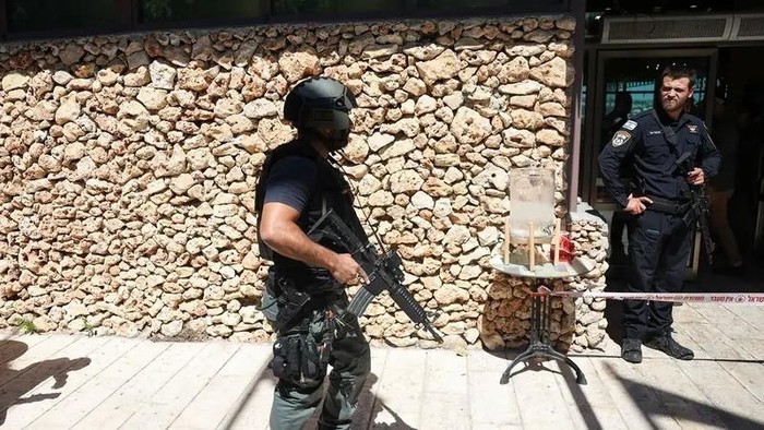Israeli security personnel check the scene where a suspected stabbing attack took place in a hotel, in Kibbutz Tzuba near Jerusalem, on September 12, 2025. (Reuters)