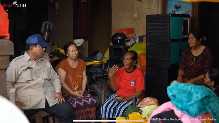Prabowo tinjau lokasi terdampak banjir di Denpasar, Bali, Sabtu (13/9).