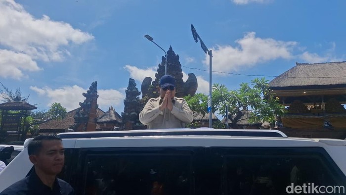 Presiden Prabowo Subianto menyambangi Pasar Kumbasari pascabanjir, Denpasar, Sabtu (13/9/2025).