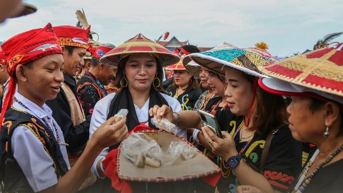 Salah satu kegiatan dalam perayaan Irau Malinau ke-10 tahun 2023. Foto: laman resmi Pemkab Malinau