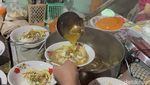 Slurrp! Ada Soto Ayam Ceker Legendaris di Gandaria Langganan Pejabat