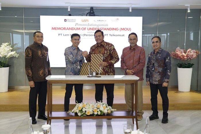 Telkom melalui anak usahanya, Telkomsat, menggandeng PT Len Industri, untuk mengembangkan teknologi satelit yang tak hanya mendukung konektivitas, tapi juga memperkuat sistem pertahanan negara.
