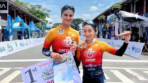 Aksi pesepeda Iran di Tour de Linggarjati 2025.