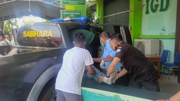 Korban Kecelakaan Bus di Probolinggo masuk ke RS dr Mohammad Saleh