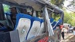 Potret Kecelakaan Horor Bus Nakes Jember Tabrak Rumah di Jalur Bromo