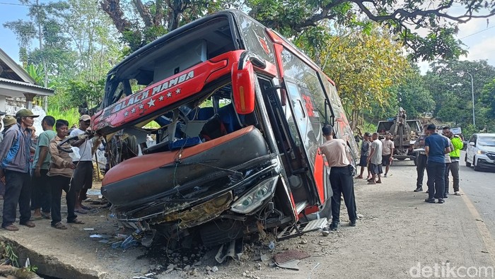 Kecelakaan Bus di Probolinggo