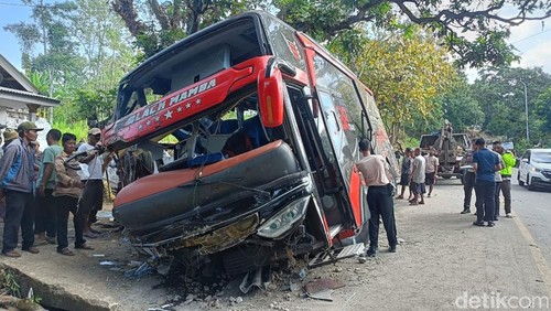 Kecelakaan Bus di Probolinggo