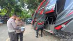 Potret Kecelakaan Horor Bus Nakes Jember Tabrak Rumah di Jalur Bromo