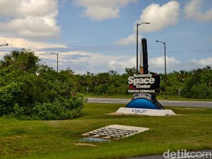 Video Eksplor Wisata Antariksa di Kennedy Space Center AS