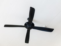 Cara Bersihkan Kipas Angin Gantung dengan Mudah dan Cepat