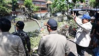 Selama kunjungan, Presiden Prabowo juga membuka dialog bersama warga dan para relawan terkait proses penanganan dan mitigasi agar kejadian serupa tidak terulang serta menekan risiko munculnya korban (dok. Cahyo-Biro Pers Sekretariat Presiden)
