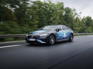 Mercedes-Benz EQS Ternyata Bisa Dibawa 1.205 Km Sekali Ngecas