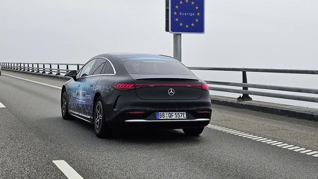 Mercedes-Benz mengetes EQS dengan baterai Solid-state