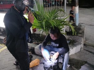 Kernet Tusuk Sopir gegara Dituduh, Polres Gresik Tangkap Pelaku