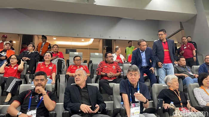 Pramono-Rano Karno Nonton Bareng Persija Vs Bali United di JIS