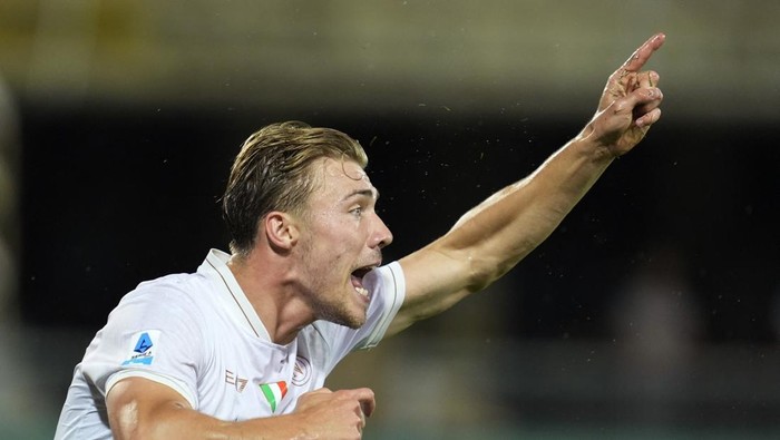 Soccer Football - Serie A - Fiorentina v Napoli - Stadio Artemio Franchi, Florence, Italy - September 13, 2025 Napolis Rasmus Hojlund celebrates scoring their second goal REUTERS/Matteo Ciambelli