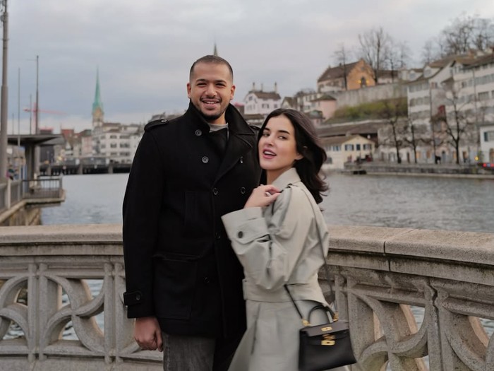 Tasya Farasya dan suaminya, Ahmad Assegaf