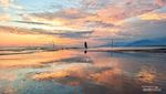 Maroneng Pinrang, Surga Senja di Pantai Terpendek Sulsel