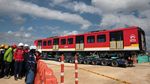 Wujud Kereta Metro Pertama Bogota Setelah 83 Tahun Penantian