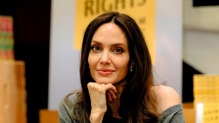Angelina Jolie