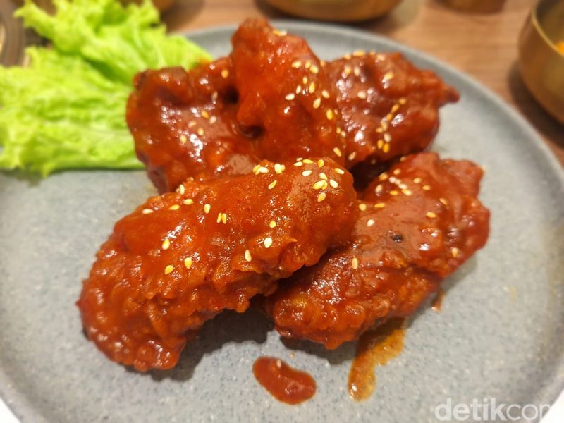 Restoran Halla Korean Taste di Petogogan, Jakarta Selatan.